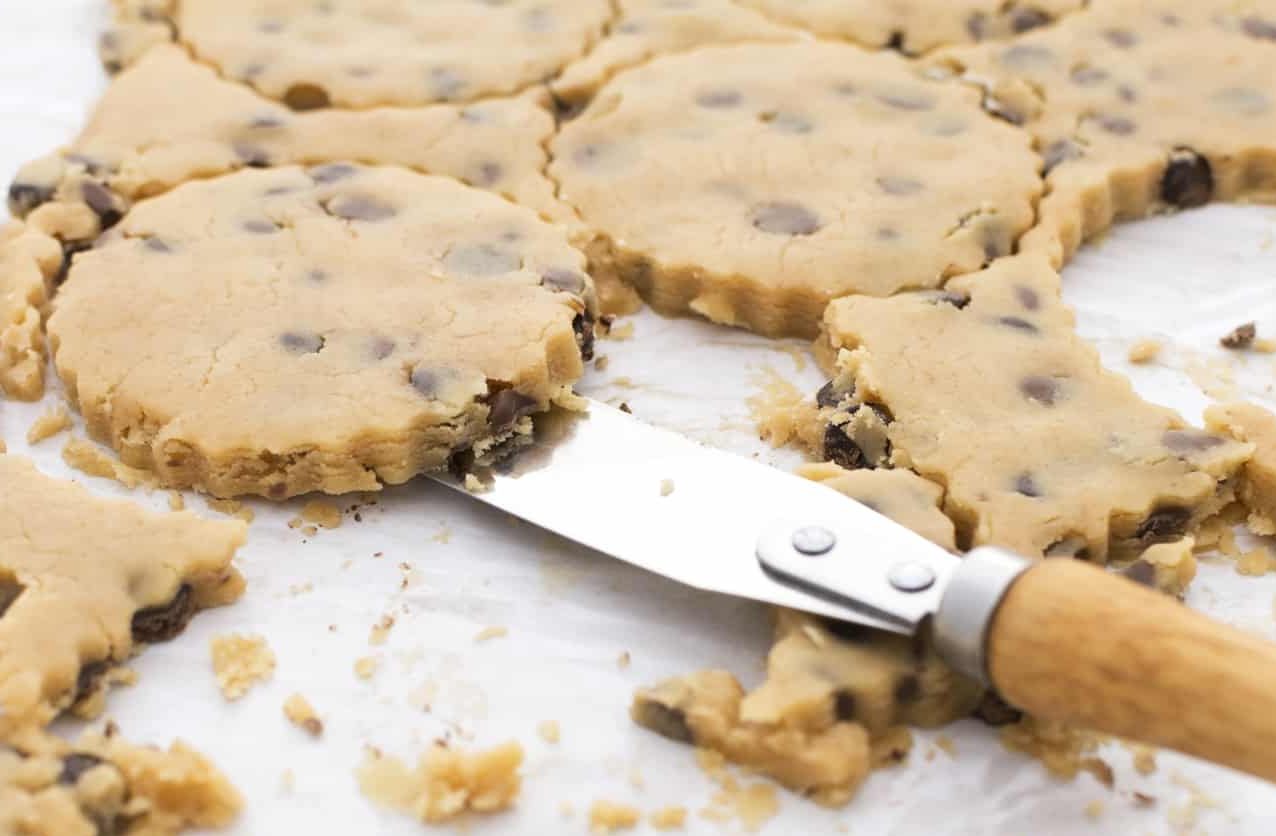 Peanut Butter Chocolate Chip Cookies ~ Easy and Delicious