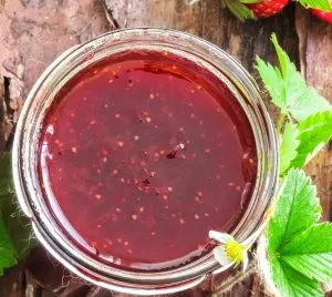 homemade strawberry jelly