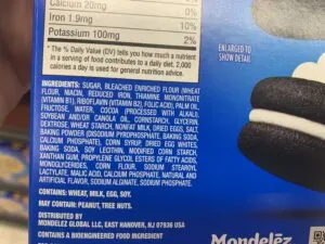 Oreo Cakesters ingredients on the box